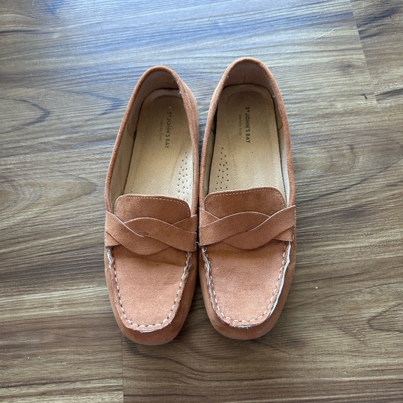 Loafers - Picture 1 of 3